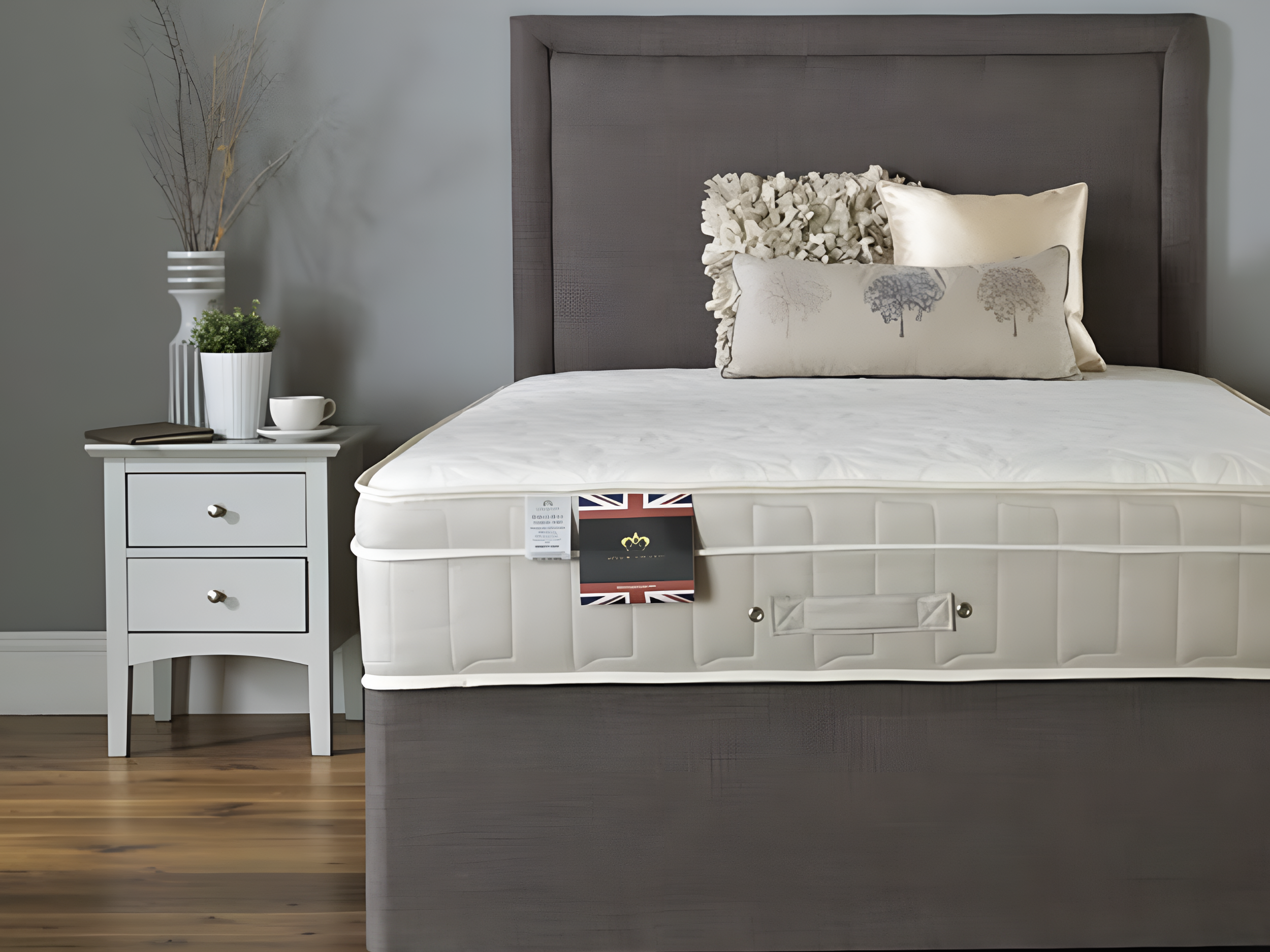 Choosing the Right Mattress: Comfort, Support & Value